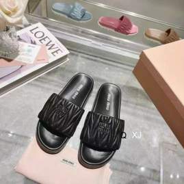 Picture of Miumiu Slippers _SKUMiuMiusz35-40XJ0603214